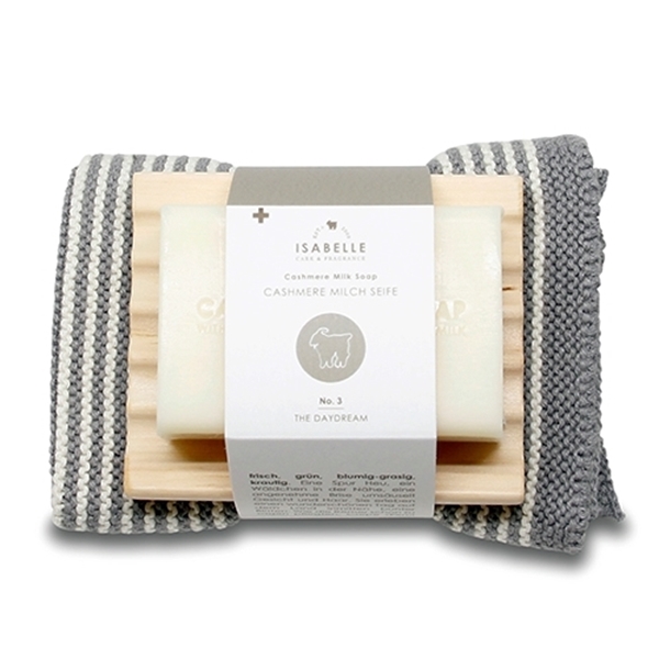 Bild von Seifenblock 100g Nr. 3, auf Arvenablage/Waschlappen